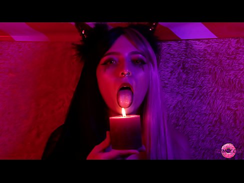 ❤️ Broche apaixonado de Sexy Succubus com preenchimento da boca ❌ Porno fb em nós ❌️